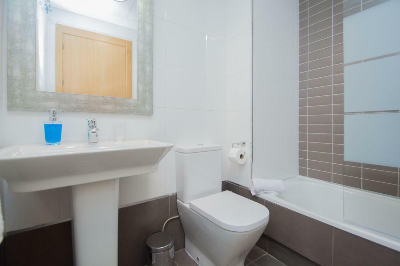 Ferienwohnung Enjoygranada Arabial 5A - Pool & Free Parking Exterior foto
