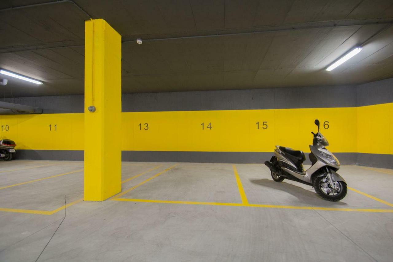 Ferienwohnung Enjoygranada Arabial 5A - Pool & Free Parking Exterior foto