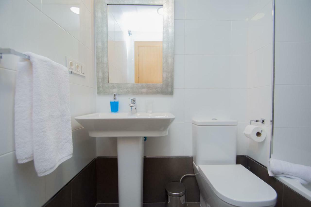 Ferienwohnung Enjoygranada Arabial 5A - Pool & Free Parking Exterior foto